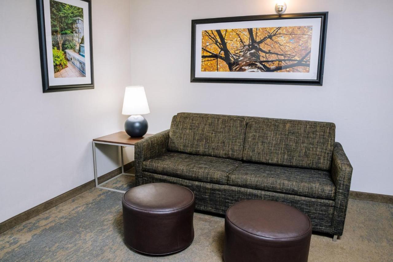 Holiday Inn Hotel & Suites Stockbridge-Atlanta I-75 By Ihg Ngoại thất bức ảnh